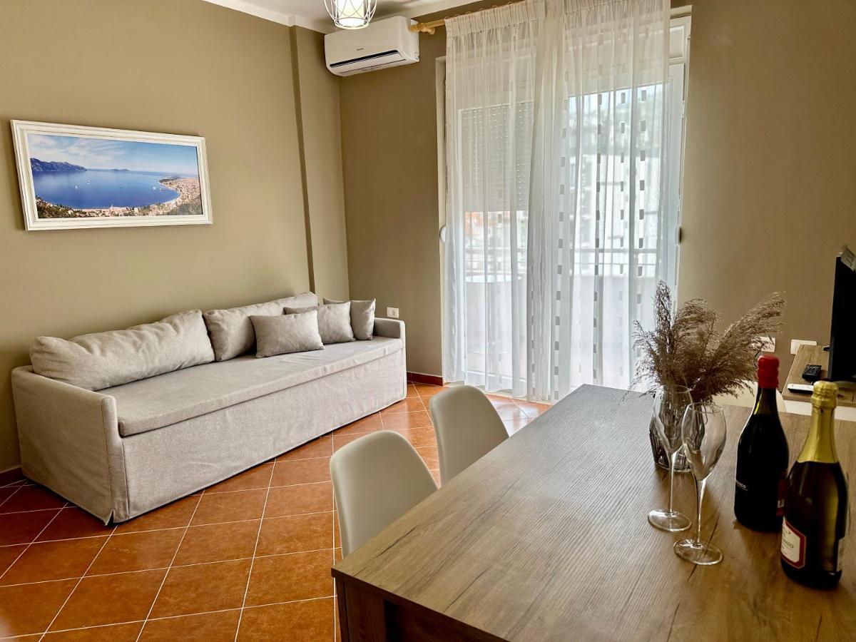 Family Suite Residence Влёра Экстерьер фото