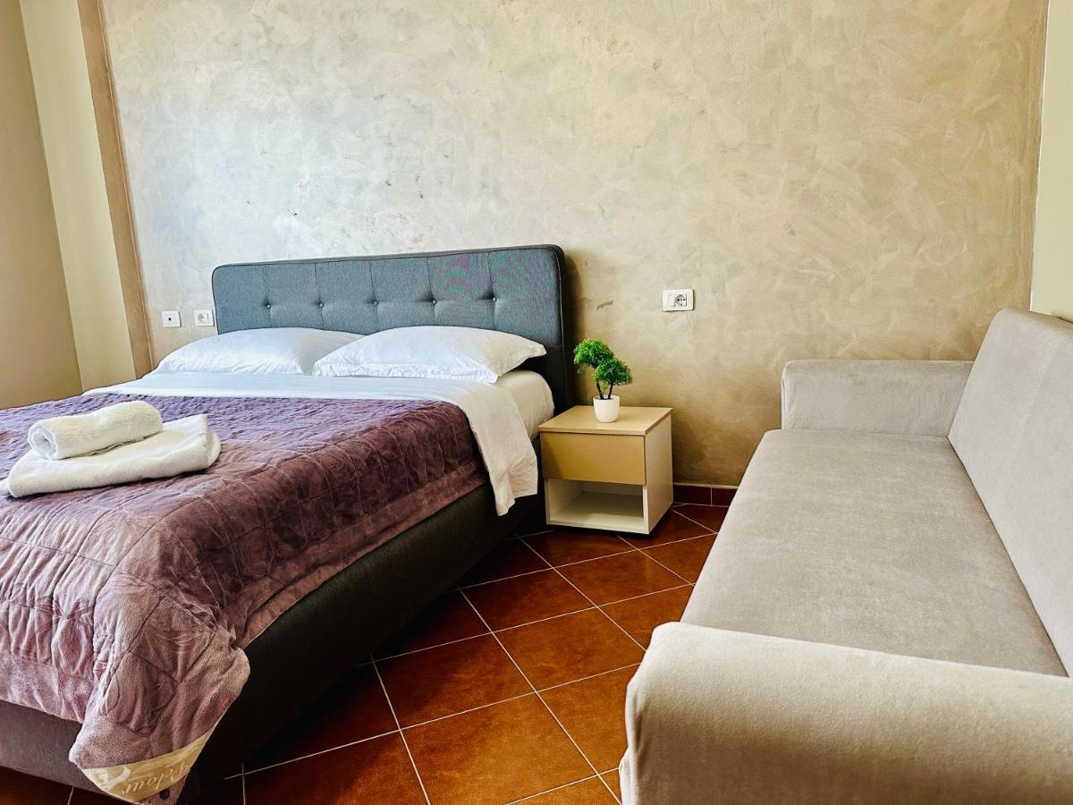 Family Suite Residence Влёра Экстерьер фото