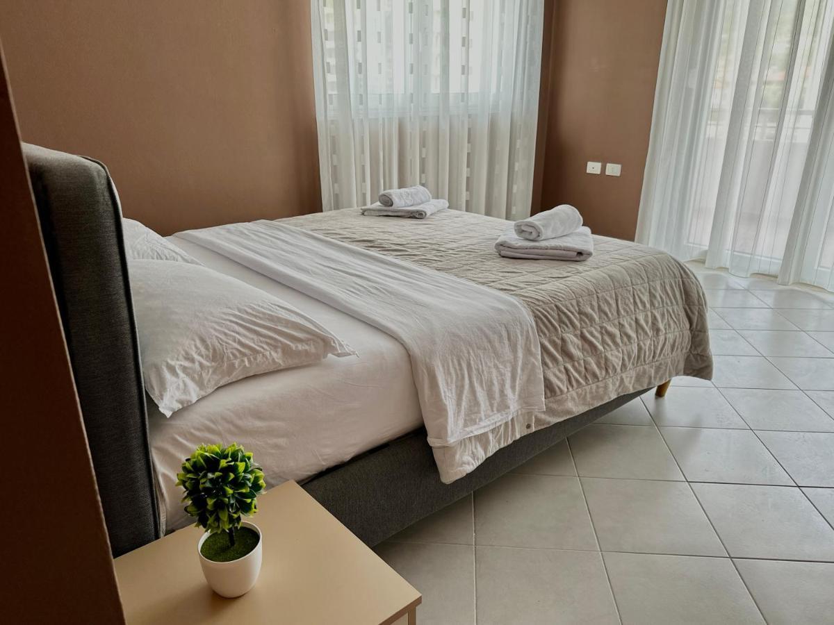 Family Suite Residence Влёра Экстерьер фото