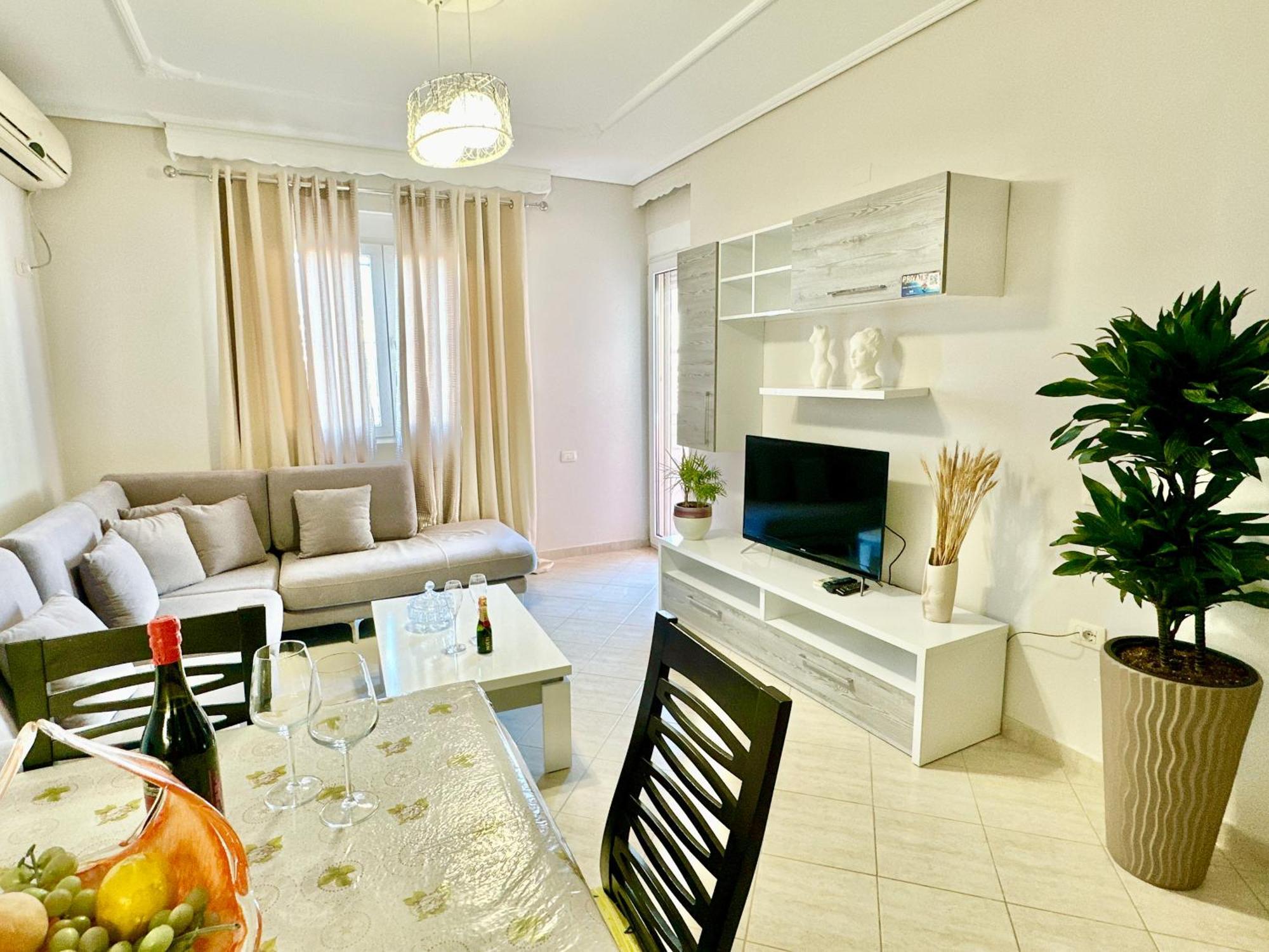 Family Suite Residence Влёра Экстерьер фото
